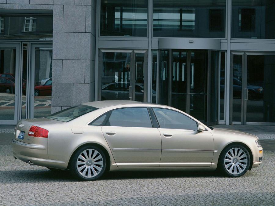 Audi A8 L 4.2 Quattro (D3) 2004 года  (NA) (фото 12 из 19)